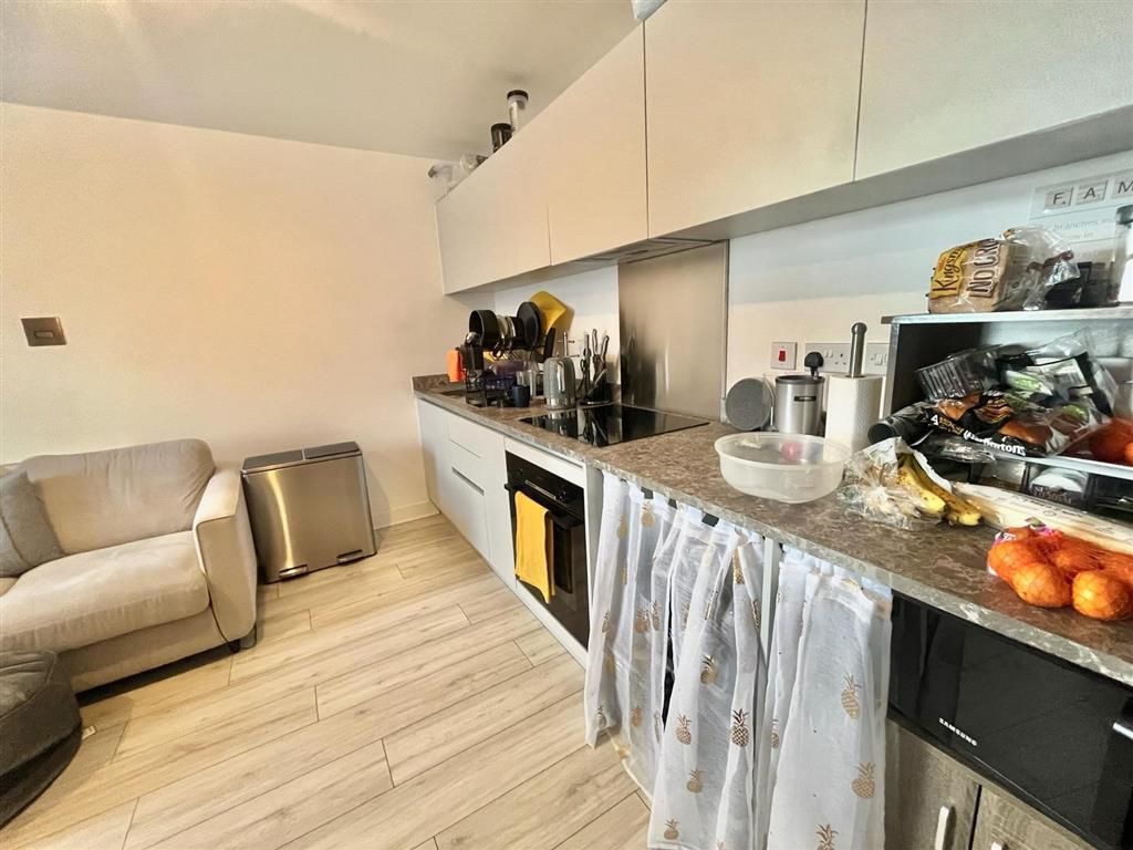 Property photo 2 of 11 Image