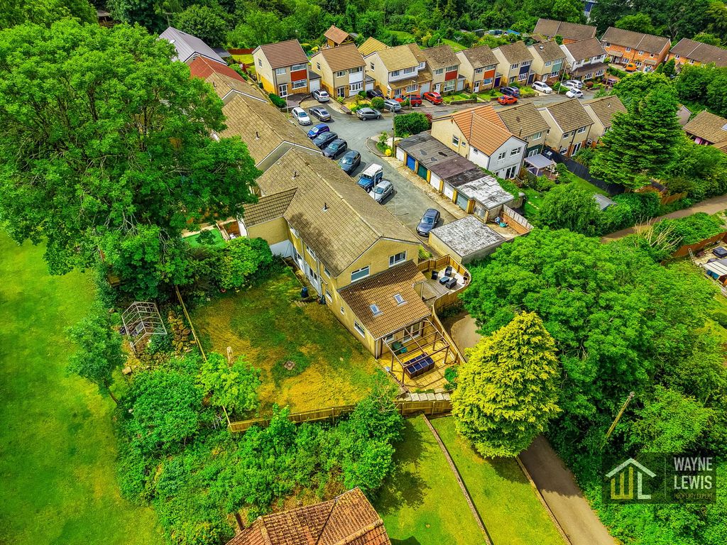 Property photo 1 of 54