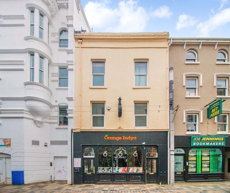 Property photo 1 of 9 Photo 12