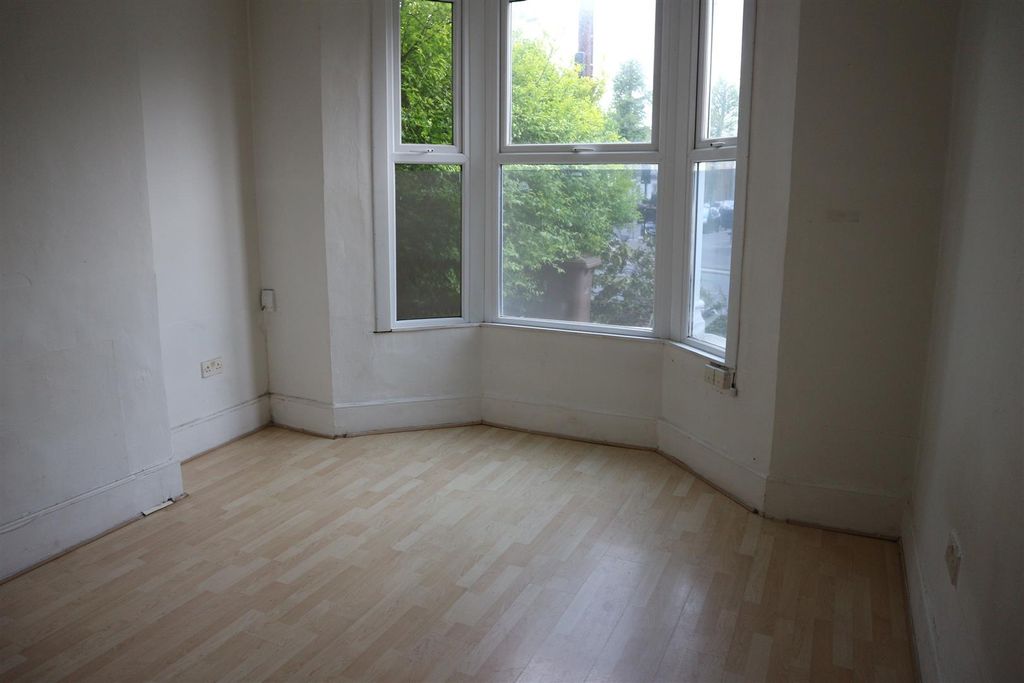 Property photo 3 of 12 Img_0504.Jpg