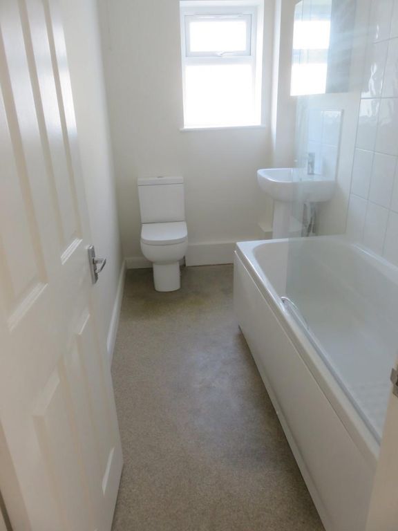 Property photo 3 of 3