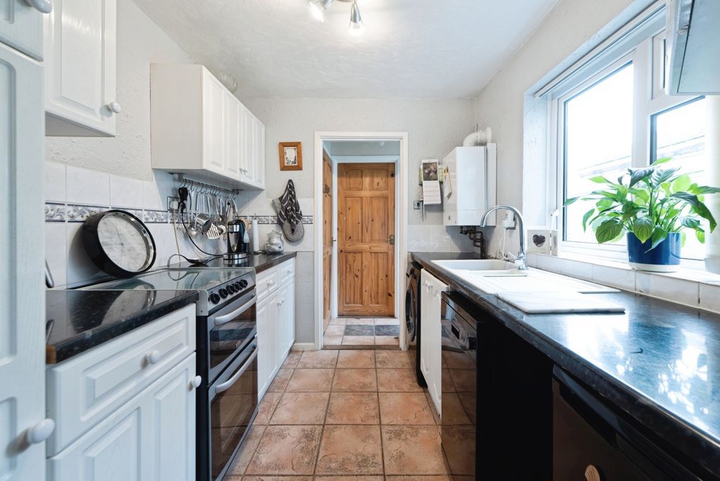 Property photo 2 of 14 Pbox-Img.Jpg