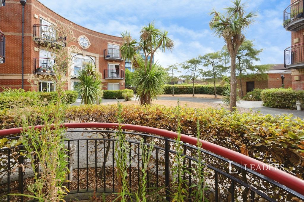 Property photo 2 of 18 Pbox-Img.Jpg