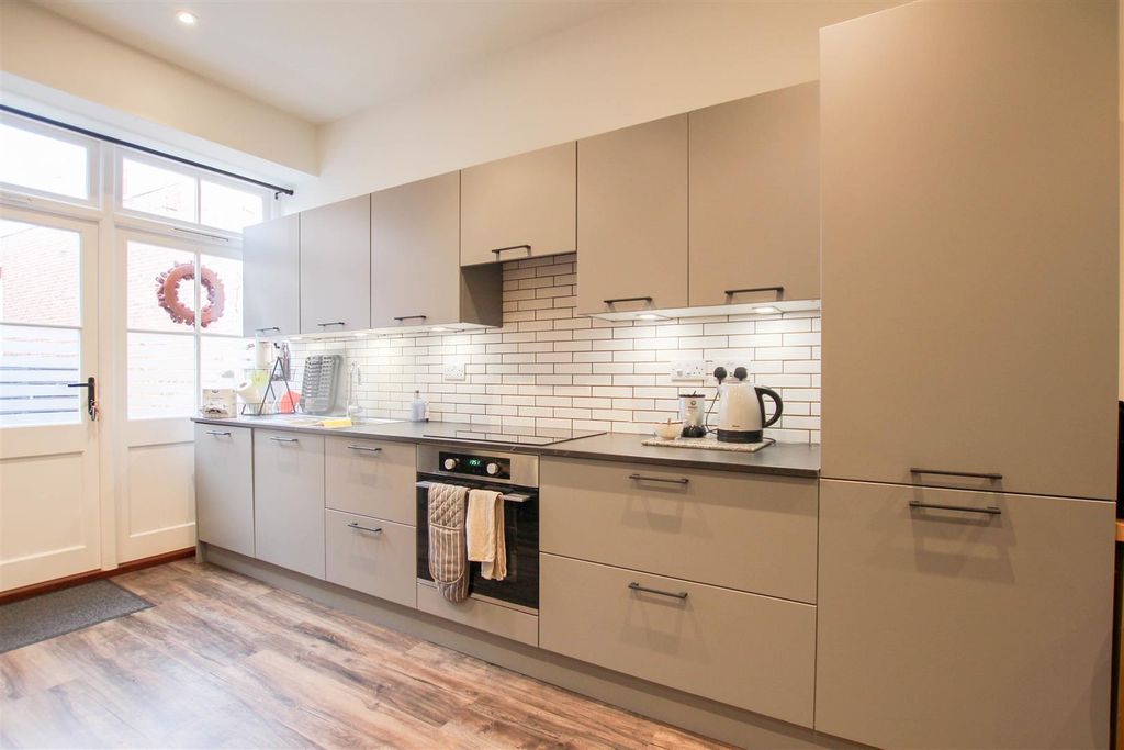 Property photo 3 of 9 Img_2620.Jpg