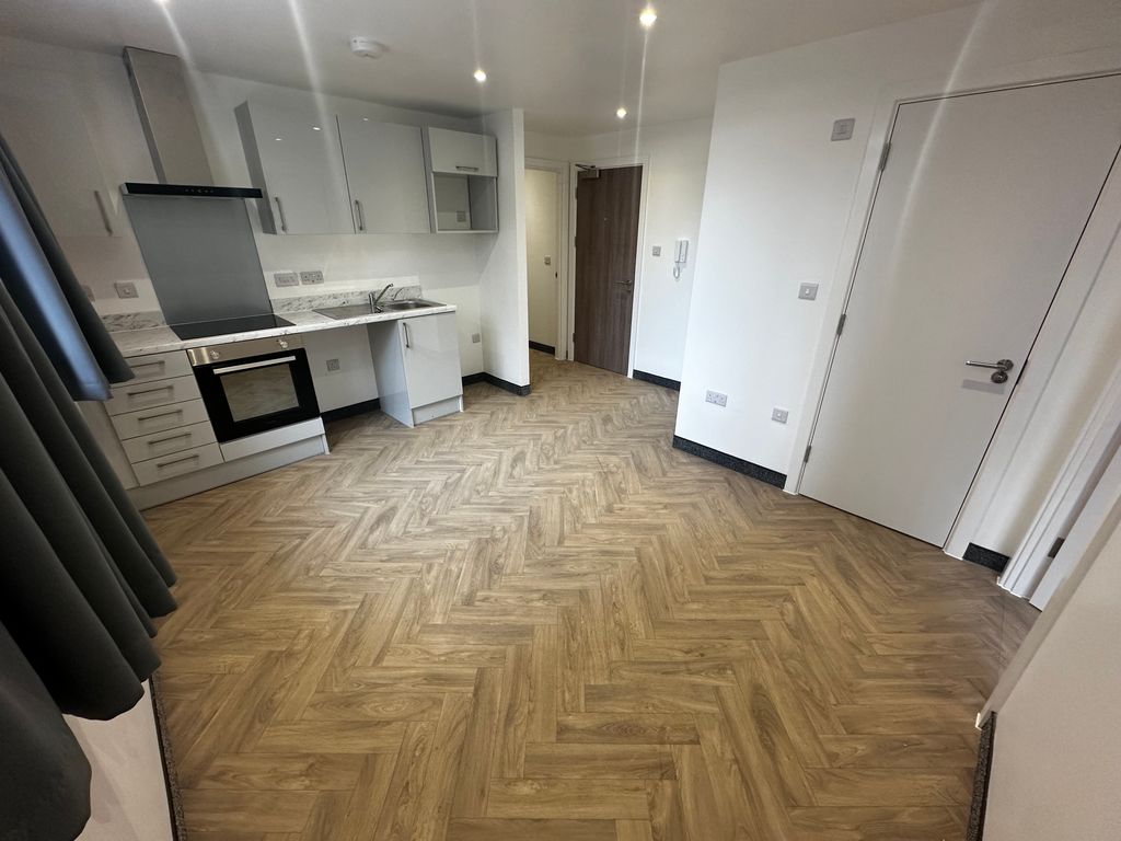 Property photo 2 of 5