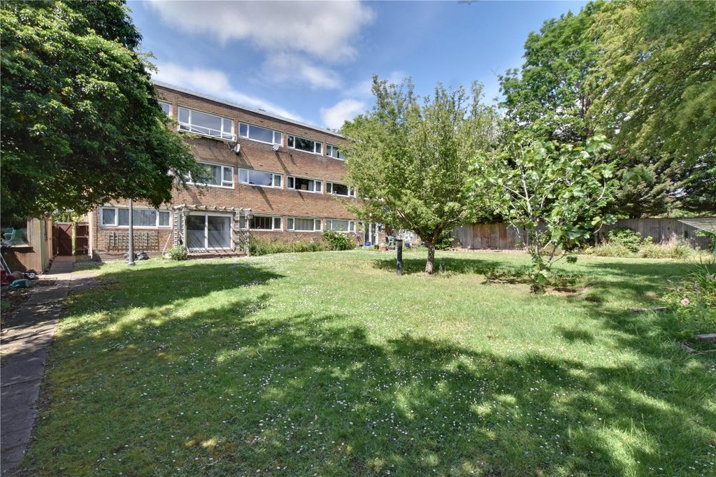 Property photo 3 of 14 Picture No. 14