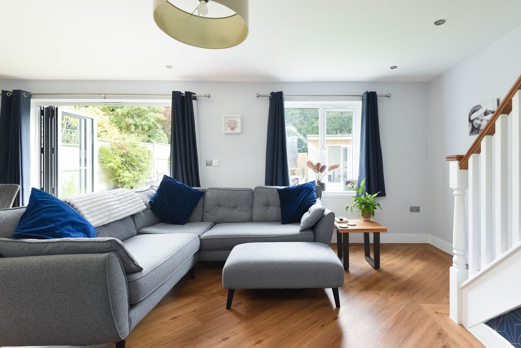 Property photo 3 of 24 3956939