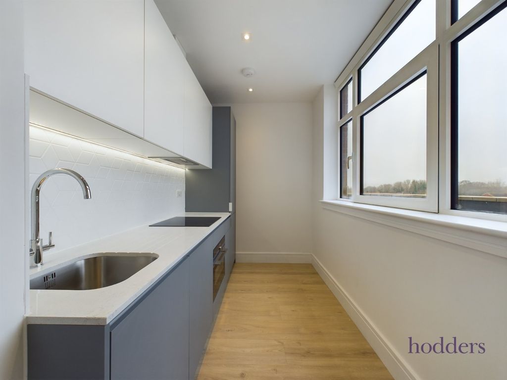 Property photo 2 of 11 Picture No. 20