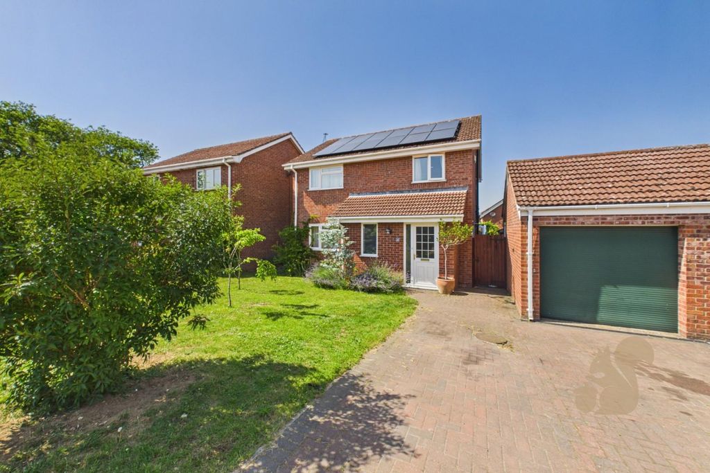 Property photo 1 of 31 Cam05565G0-Pr0086-Still057.Jpg