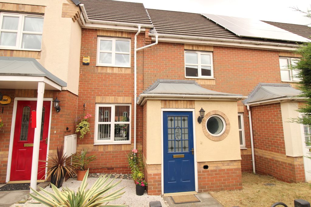Property photo 1 of 21 Front External