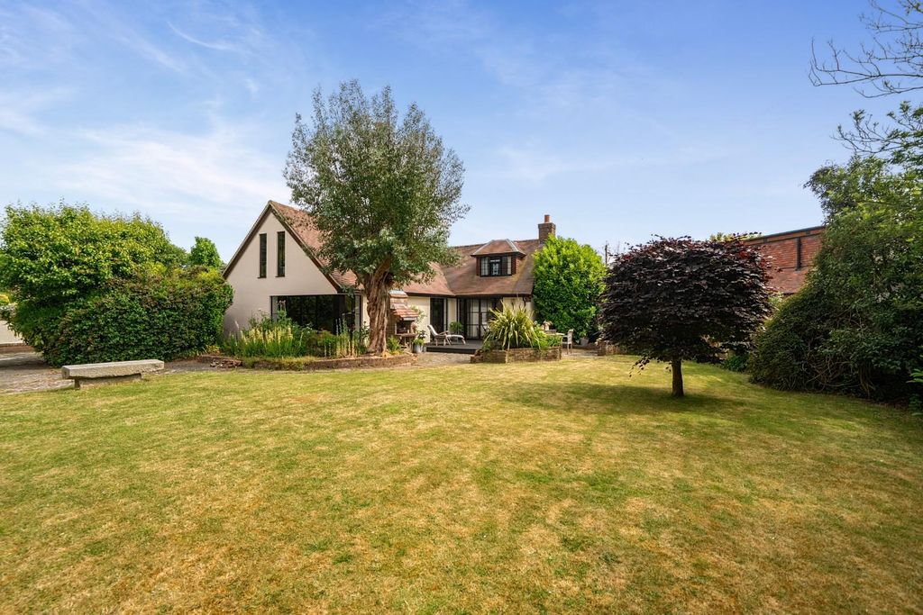 Property photo 1 of 20 1-6A196Dd87B25d-1468597-19-6A18732Db38Fe-1.Jpg
