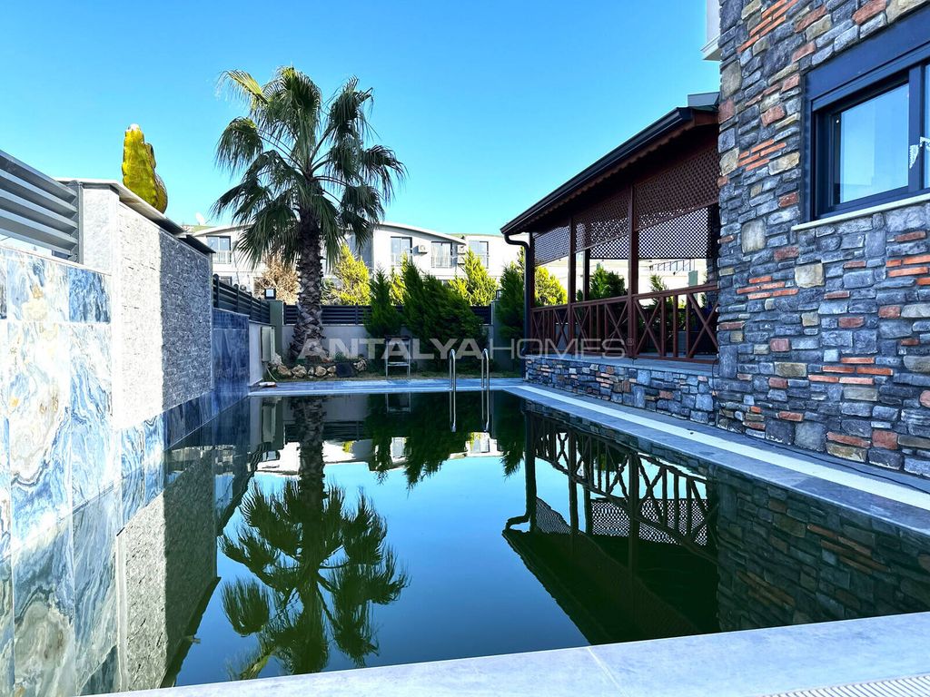 Property photo 1 of 47