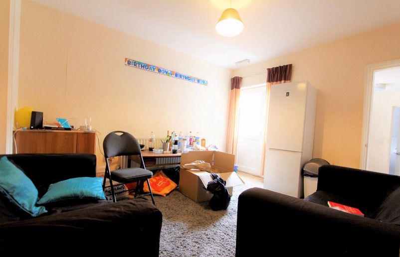 Property photo 1 of 4