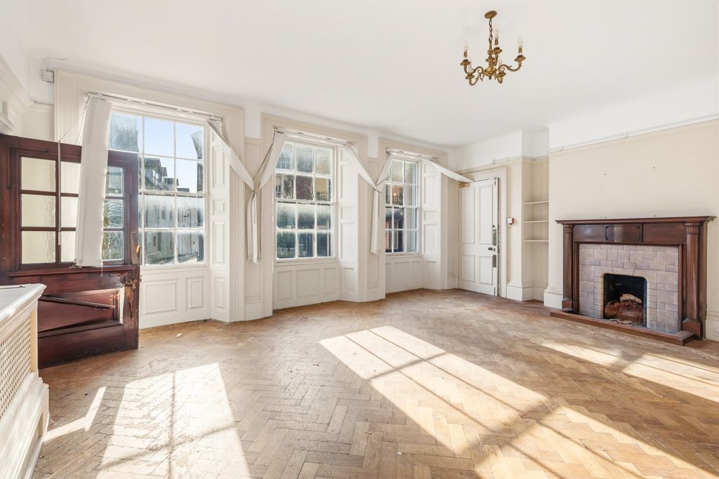Additional image 4 of 5 bed town house for saleHigh Street, Lewes, East Sussex BN7