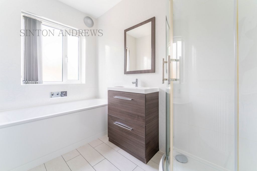 Property photo 2 of 15 Photo 18