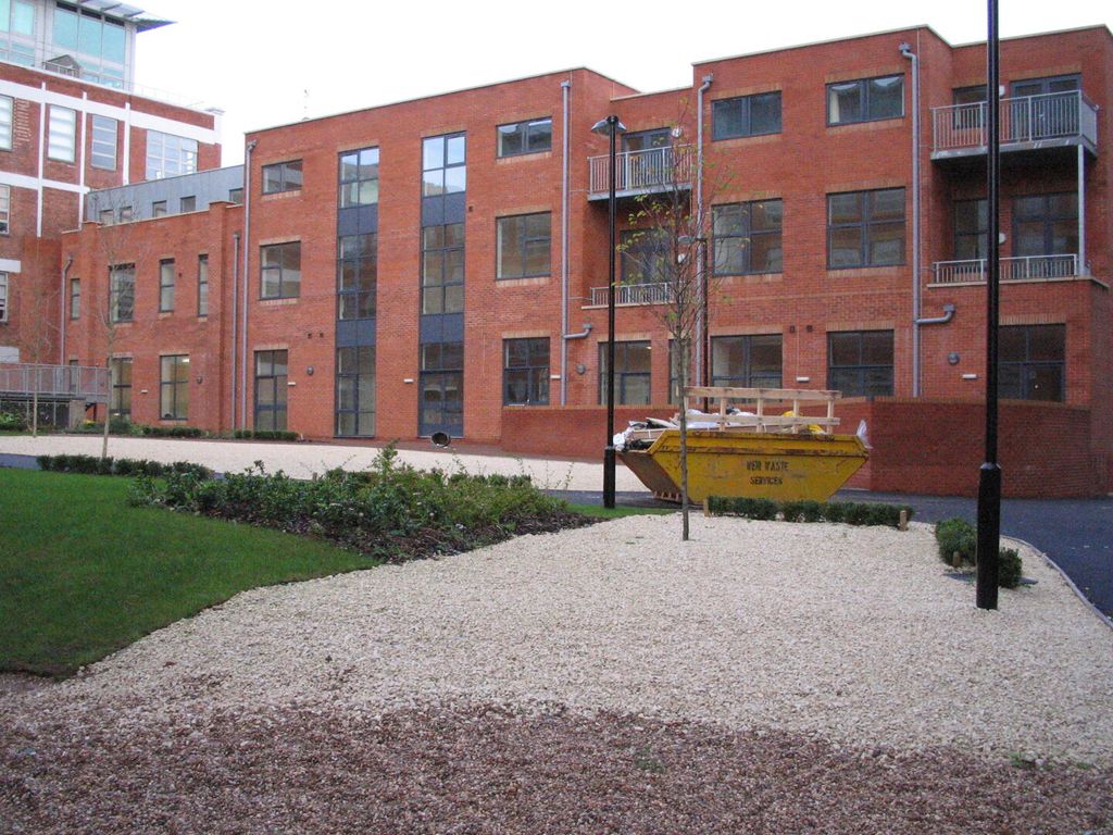 Property photo 1 of 12 Exterior