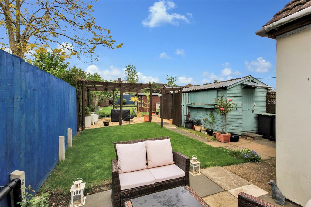 Property photo 2 of 19 Img_1242.Jpg