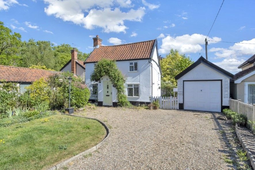 Property photo 2 of 18