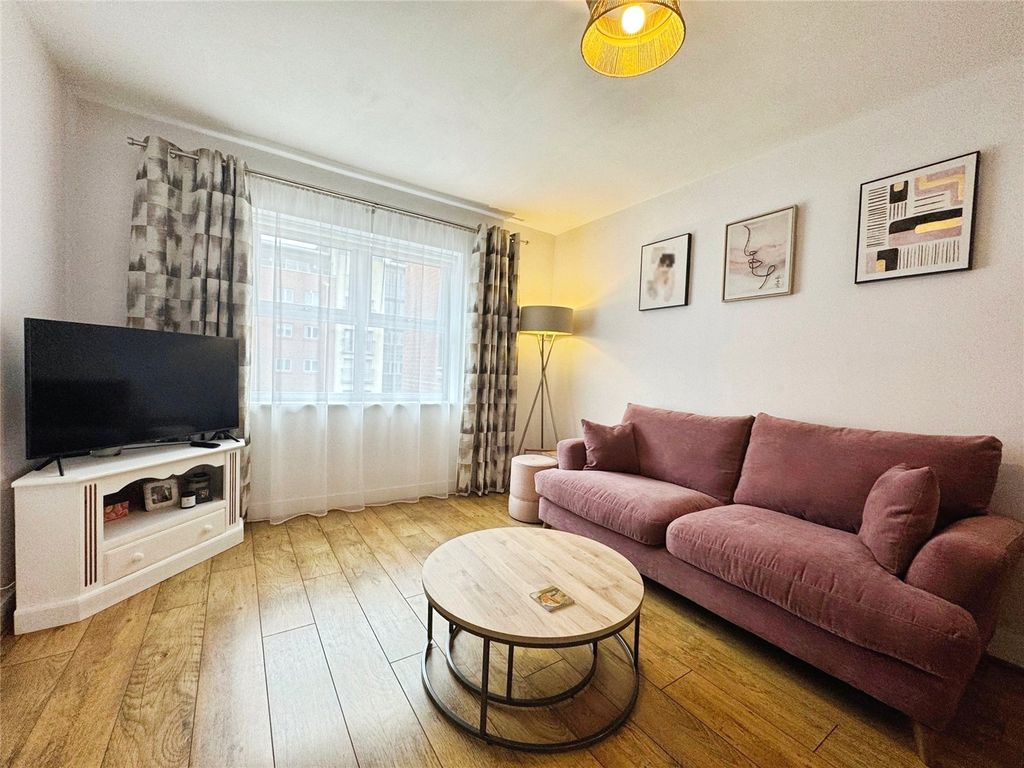 Property photo 1 of 15 Open Plan Living