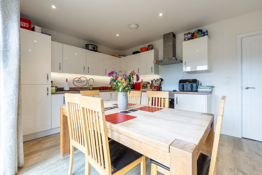 Property photo 3 of 19 Dsc01377-Hdr