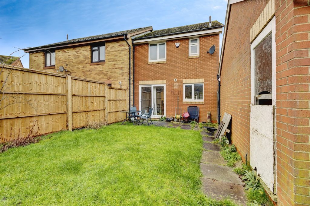 Property photo 3 of 12