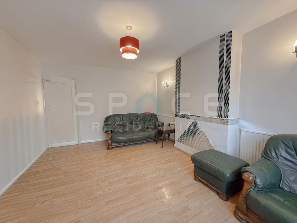 Property photo 3 of 13 Living Room