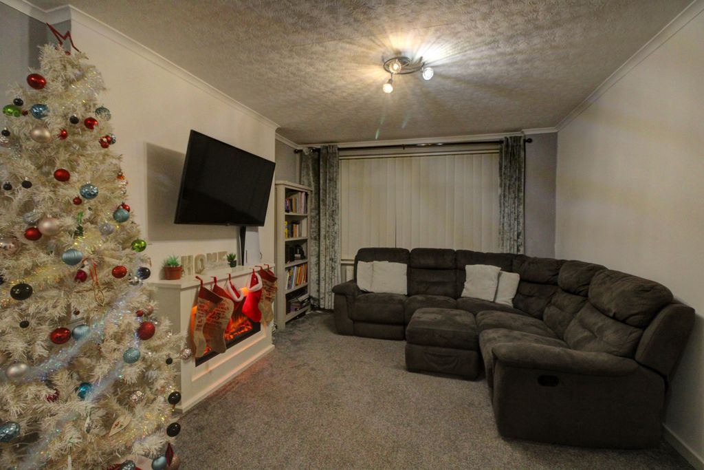 Property photo 3 of 27 3