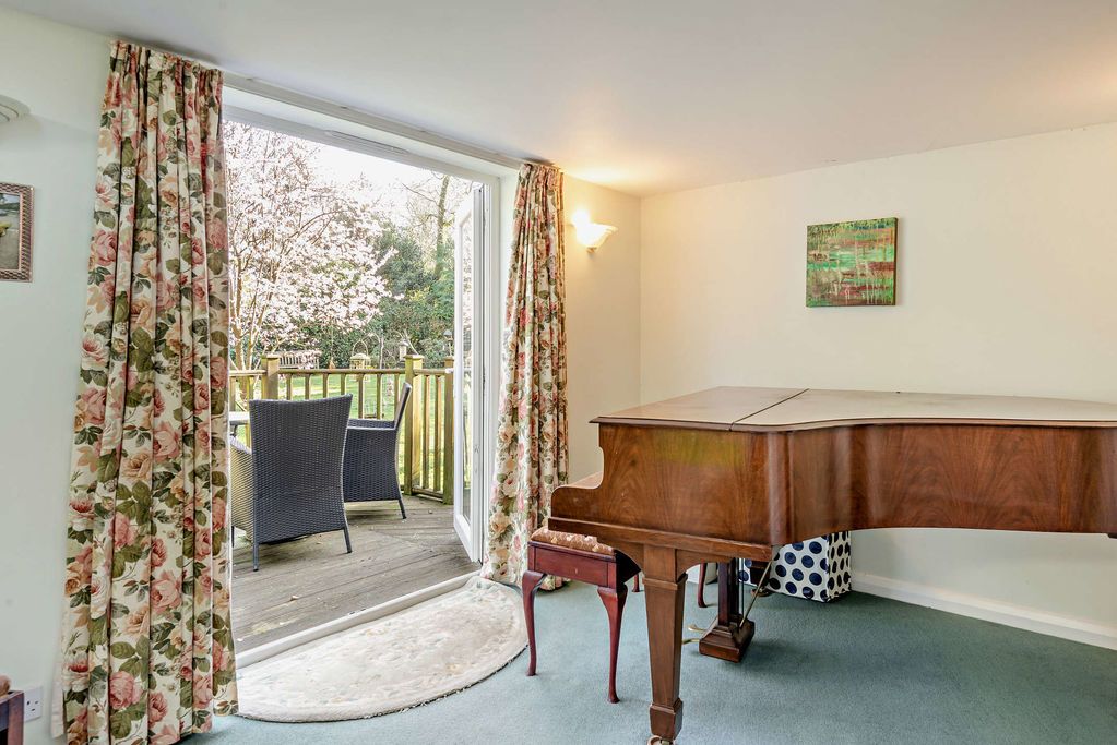 Additional image 39 of 5 bed detached house for saleBirches Lane, Gomshall GU5