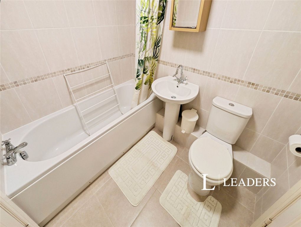 Property photo 3 of 11 Picture No. 19