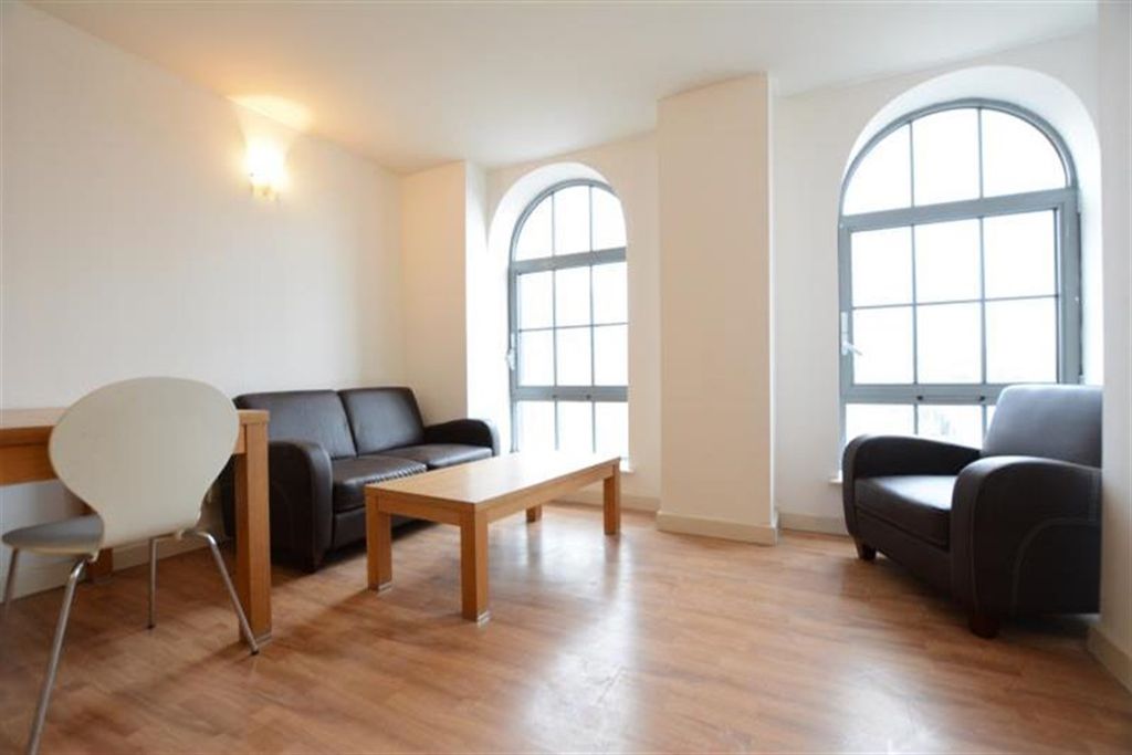 Property photo 1 of 5 (Main)