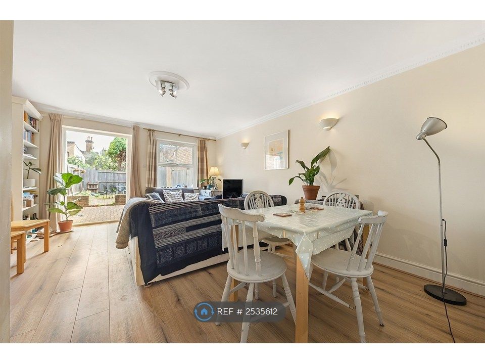 Property photo 1 of 25