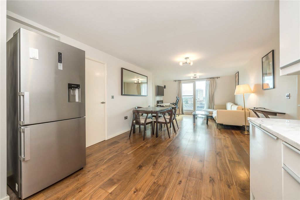 Property photo 3 of 12 Picture No. 06