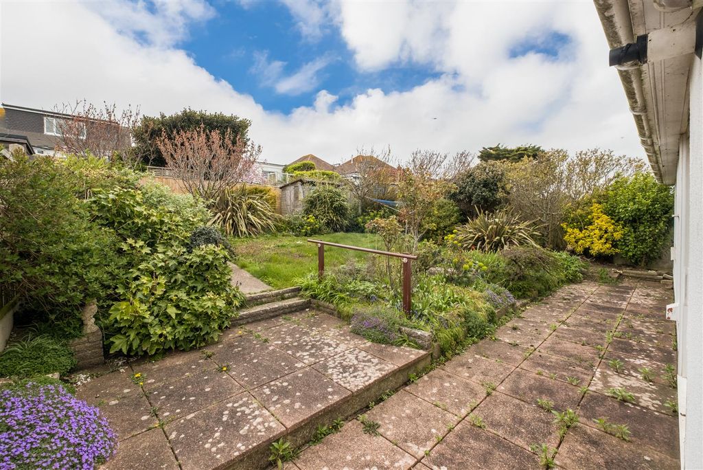 Property photo 3 of 20 67 Bevendean Avenue-16.Jpg