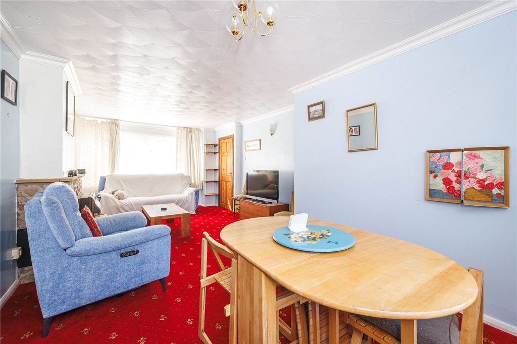 Property photo 3 of 21 Picture No. 38