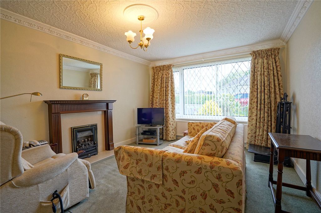Property photo 2 of 12 Picture No. 03