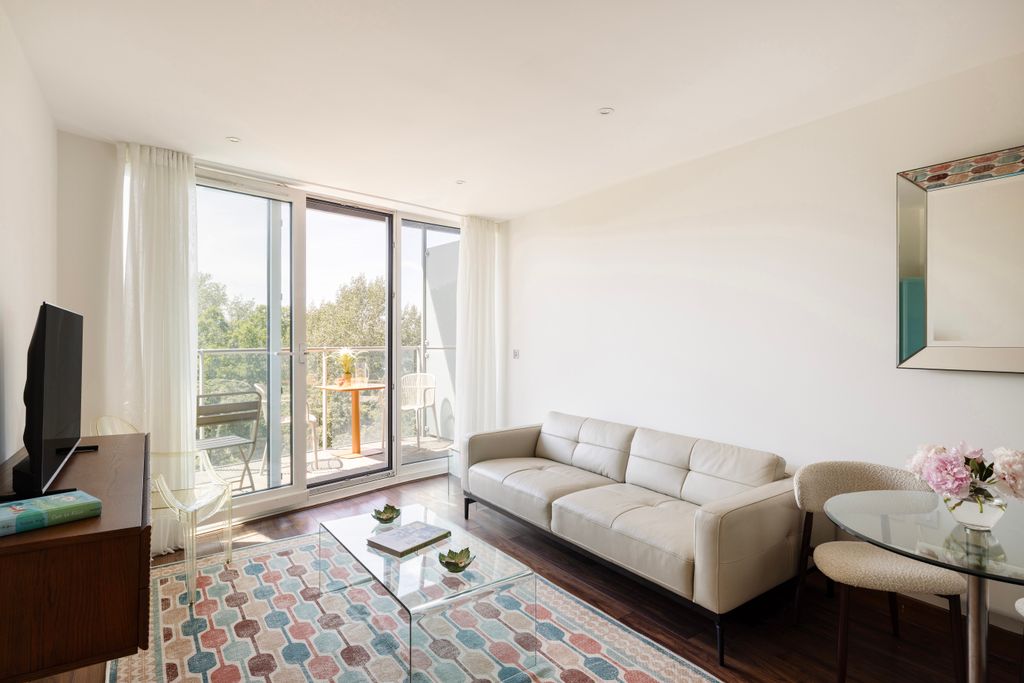 Property photo 1 of 7