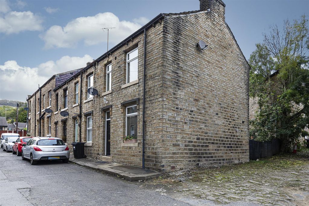 Property photo 1 of 20