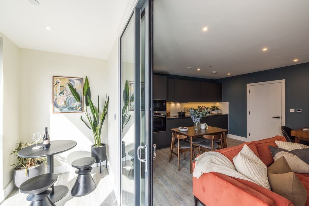 Property photo 3 of 11