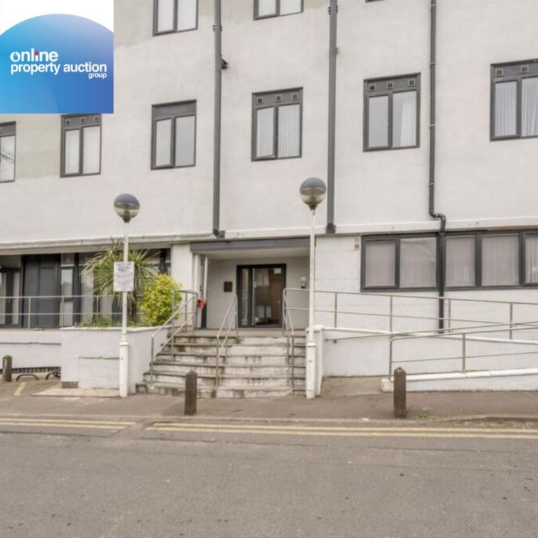 Property photo 2 of 9