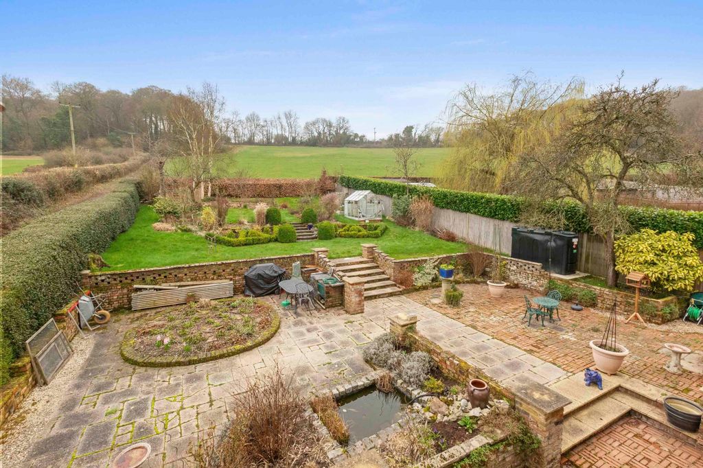 Property photo 2 of 15