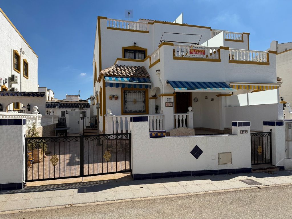 Property photo 2 of 23