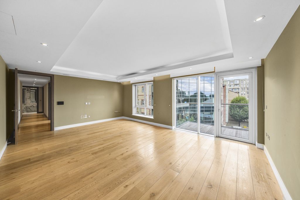 Property photo 3 of 22 Picture No. 25