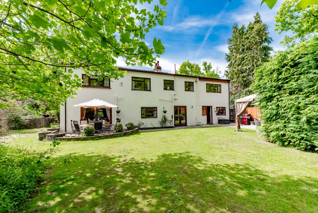 Property photo 2 of 19 Photo 04