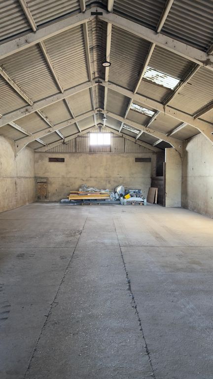 Property photo 2 of 4