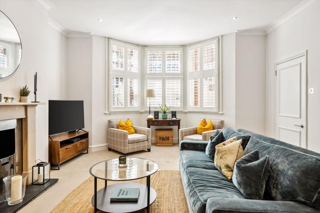 Property photo 1 of 12 Image