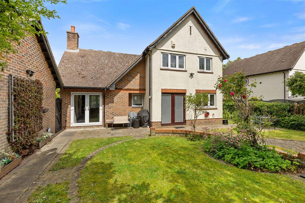 Additional image 4 of 3 bed detached house for saleWilbury Road, Letchworth Garden City SG6