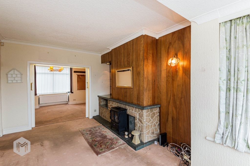 Property photo 3 of 19 Picture No. 05