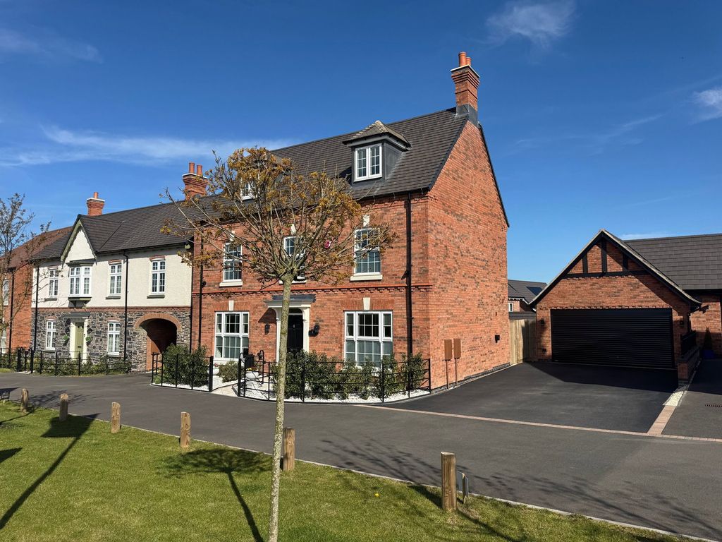 Property photo 1 of 38