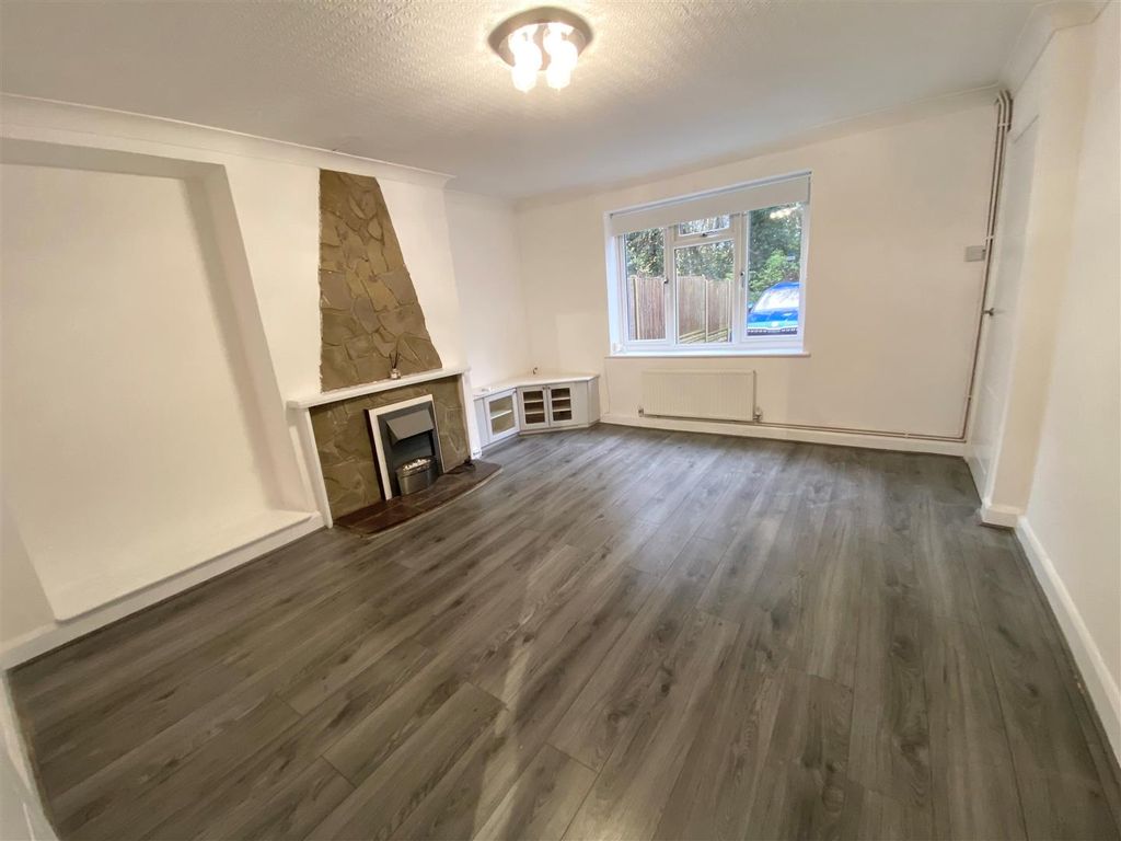 Property photo 2 of 13 21.Jpg