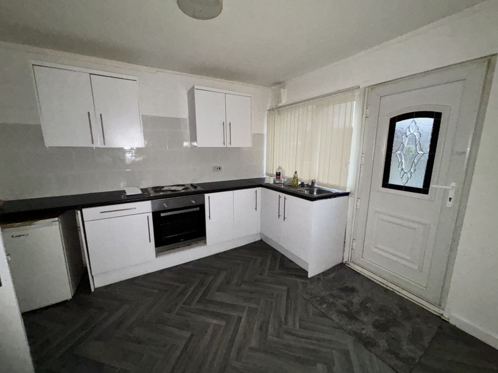 Property photo 2 of 12 Gallery